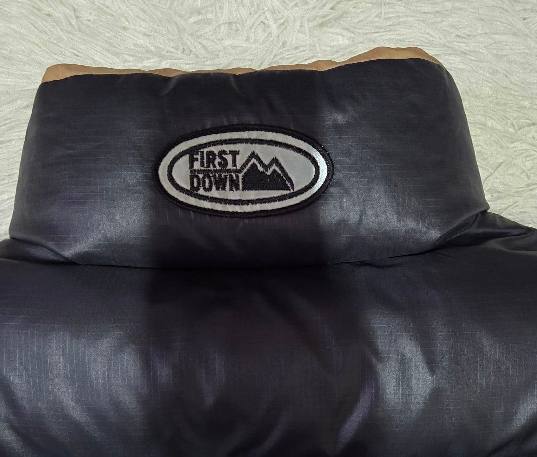 FIRST DOWN Reversible Panpan Down Jacket Size M B… - image 9