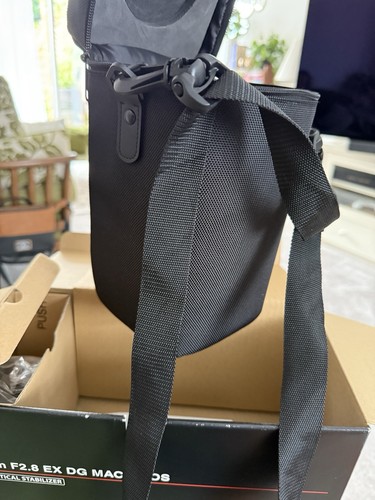 Sigma EX 105mm F/2.8 OS HSM DG Lens - Picture 11 of 14