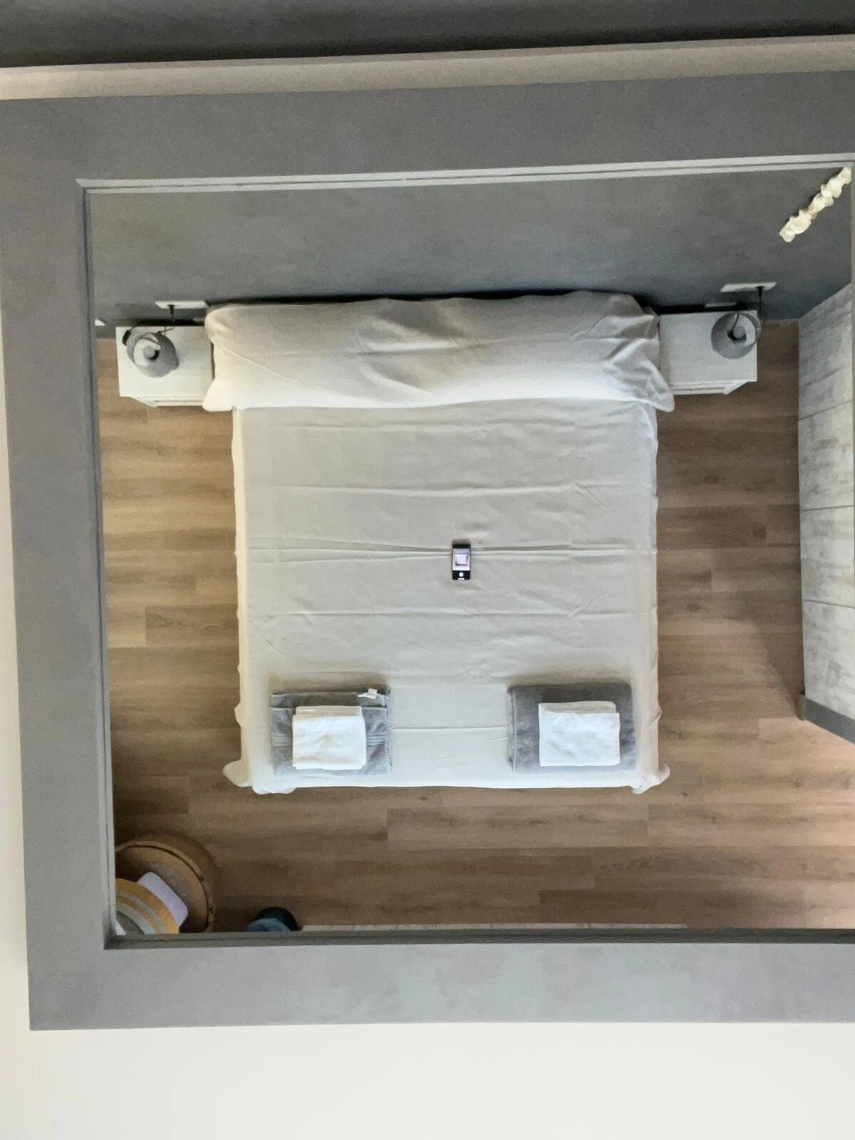 Foto 16 di 18