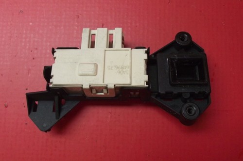 Waschmaschine Whirlpool AWO/D4505 Türschloss