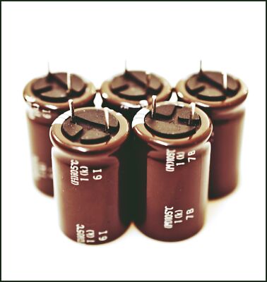 2x 820uF 25v 105c Radial Electrolytic Capacitor Low ESR #723707