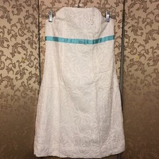 24 HR FLASH SALE! Lilly Pulitzer White Eyelet Floral Embroidered Dress Size 6
