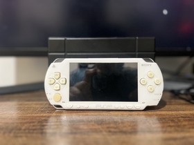 PlayStation Portable PSP 1000 Console with IPS Screen & 128GB Memory Card