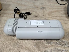 SWINGLINE 535 Electric Three Hole Punch