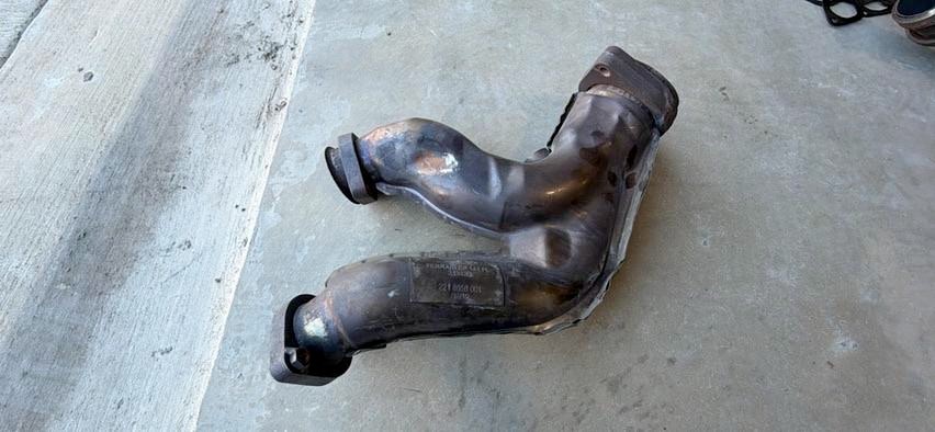 Ferrari 599 GTB Exhaust Intermediate Pipe – Left LH Stub Pipe – OEM P/N 213130