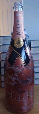 Moet & Chandon Nektar Imperial Rose 1,5L Magnum Leerflasche mit Licht