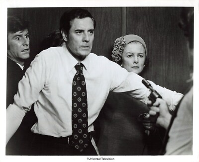 Roddy McDowall Myrna Loy 1974 Movie Photo 8x10 The Elevator Press Shot  *P50b