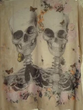 Skulls and Flowers Fashion scarf (peach)
