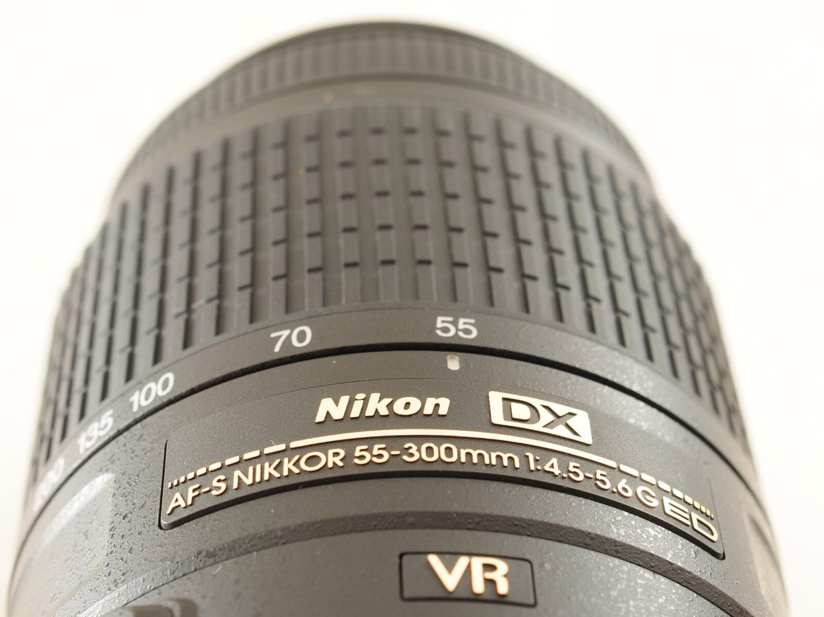N.MINT Nikon AF-S DX Nikkor 55-300mm F4.5-5.6 G ED VR Zoom N.MINT Nikon AF-S DX Nikkor 55-300mm F4.5-5.6 G ED VR Zoom
