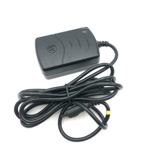 New Genuine Motorola FMP5040 Adapter Charger for V60 V66 V70 V80 Cell Phone - Picture 6 of 6