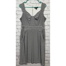 R&M Richard's  Striped Dress Sleeveless Sheath Pockets Career 14
