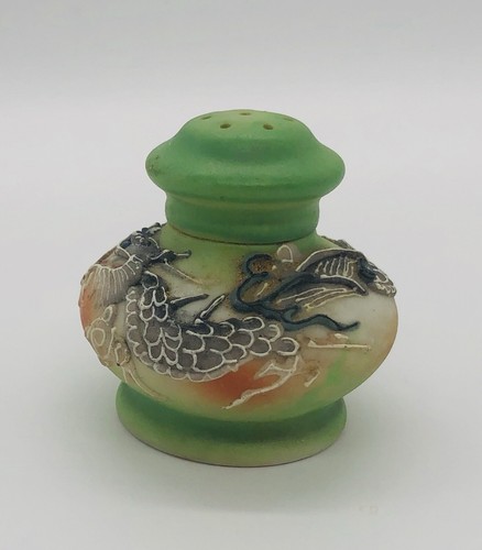 Japanischer Vintage Moriage handbemalter Drachengeschirr Salz- oder Pfefferstreuer