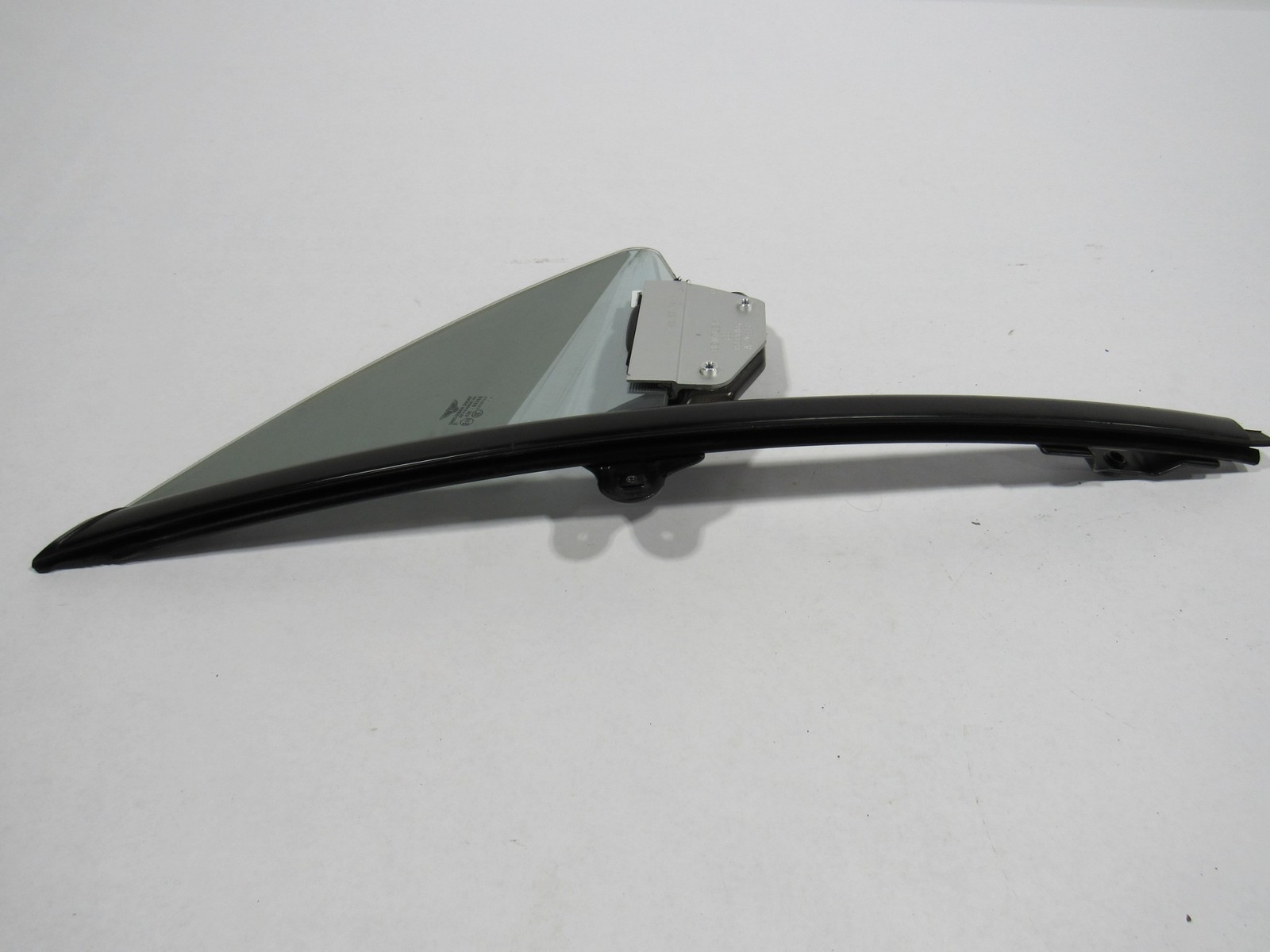 12-18 Bentley Continental GT W12 2015 Front Right Door Vent Window Glass ; :A