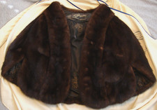 Vintage C Jorgenson Pasadena Mink Fur Cape M Capelet Stole Wrap Satin Lining Bag