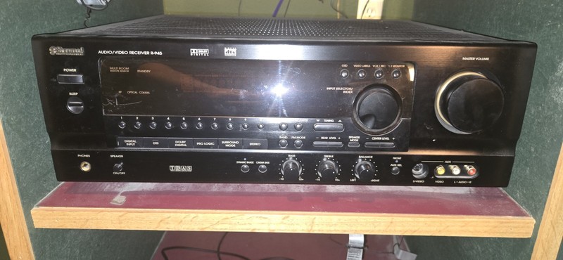 Sherwood Newcastle R-945 Receiver