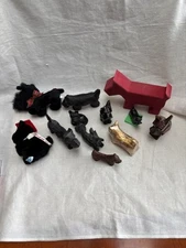 12 DOGS (SCOTTIES SCOTTYS) of CHRISTMAS lot 12 assorted dogs small and nice