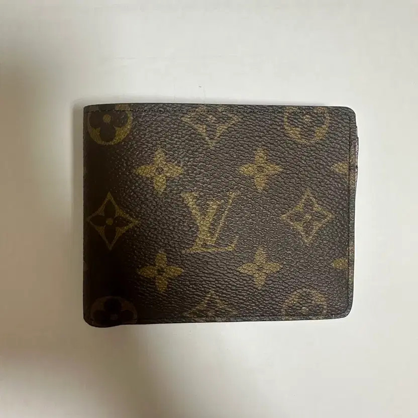 Louis Vuitton Multi-Functional Wallet - Excellent… - image 4