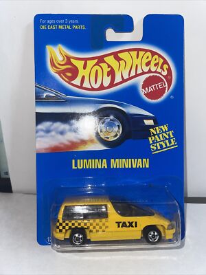 Hot Wheels 12352 Lumina Minivan Mint on Card Taxi