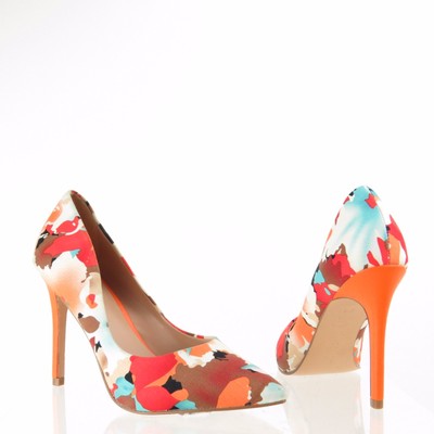 charles david floral pumps