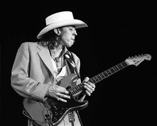 Rock Guitarist Singer STEVIE RAY VAUGHAN Glossy 8x10 Photo Music Print Poster