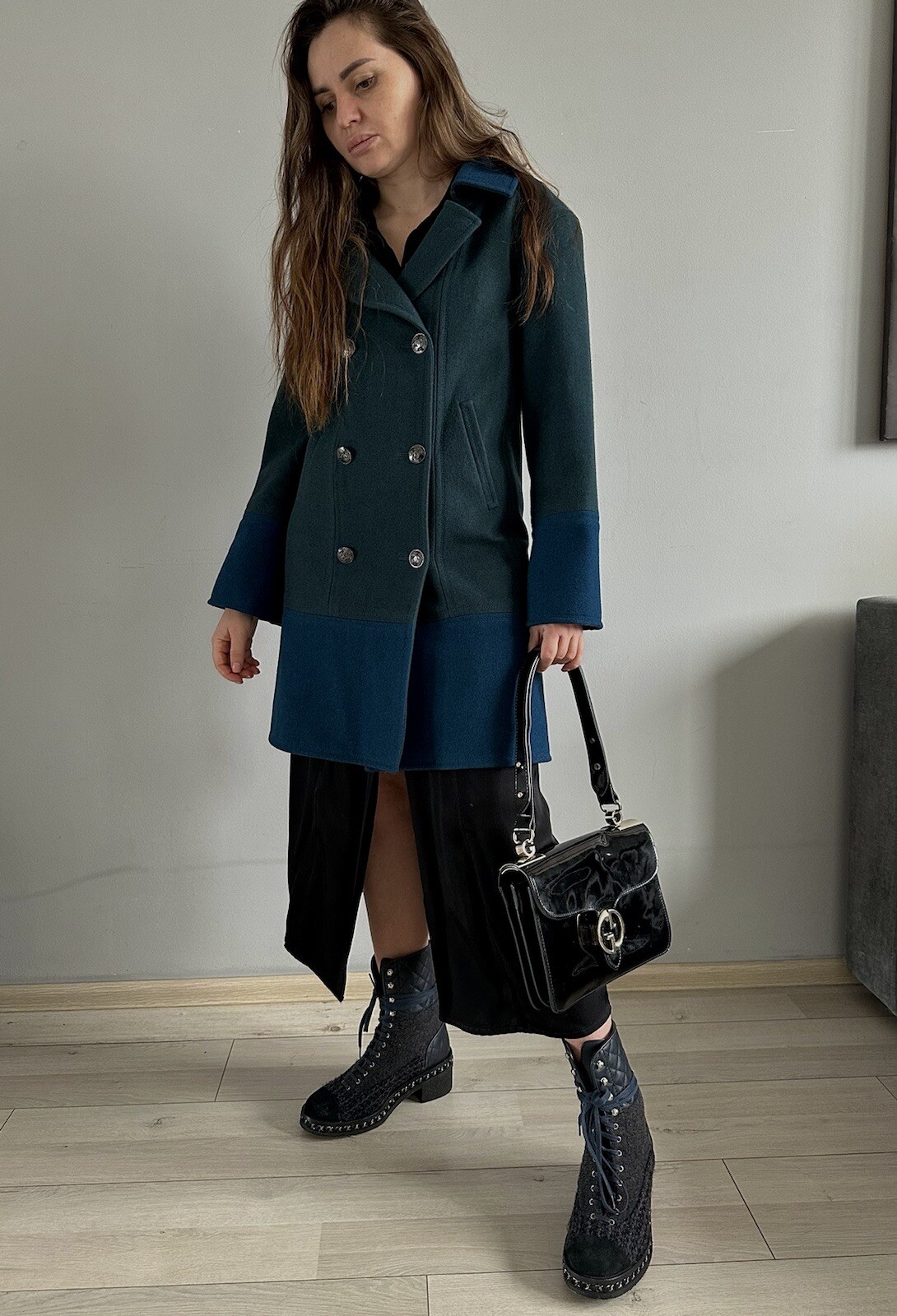 Beautiful Authentic Chanel Runway Green Blue Wool CC Logo Buttons Coat Size 36 image 7