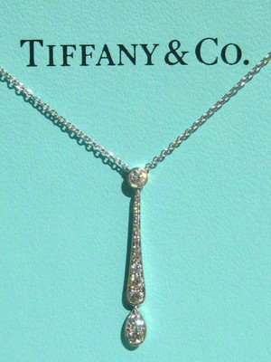 $4,500 TFFANY & CO. LEGACY DIAMOND DROP SWING JAZZ PLATINUM NECKLACE PENDANT