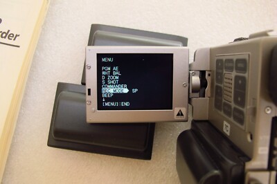 Sony DCR-PC7 MiniDV Digital Handycam 10x + filter,3 Batteries+11