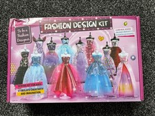 1000+Pcs - Fashion Designer Kit for Girls with 6 Mannequins Sewing Fabric