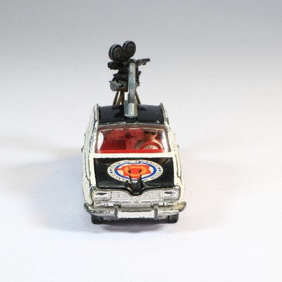 Corgi Toys Renault 16 Tour de France Paramount Camera Car Gift Set