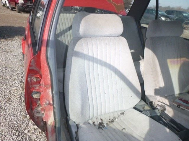 SUNBIRD   1990 Front Seat 1635839 Foto 2 de 4