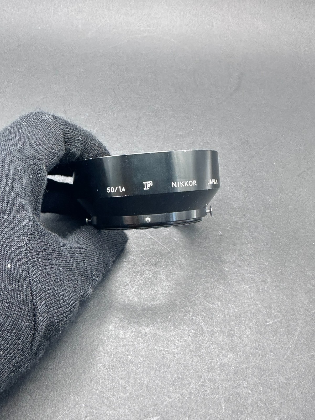 Nikon HS-1 Lens Hood - Vintage Early Version
