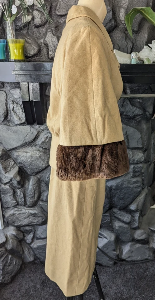 Vtg 50s Couture Int'l Two-piece Wool Camel Color Suit Fur Trim Bell Sleeves Sz S - Image 3 of 4