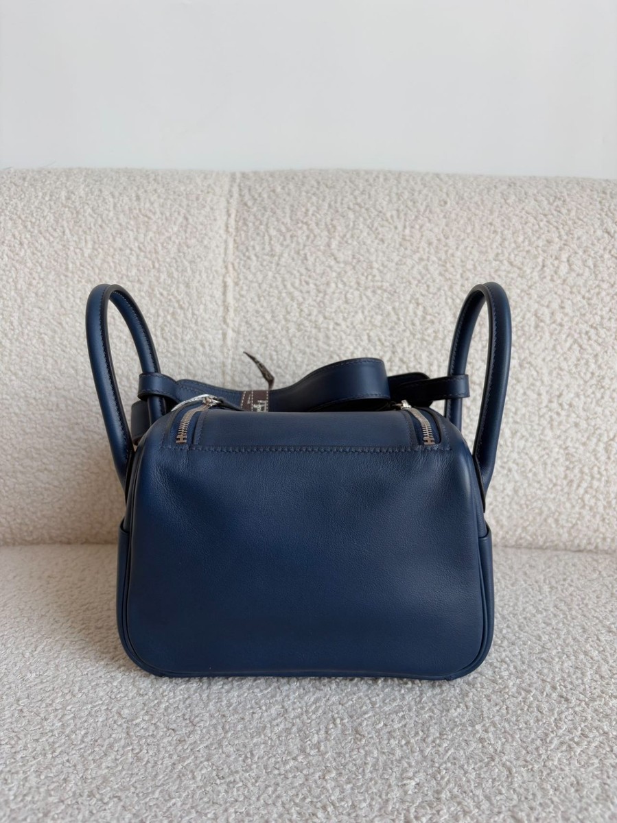 Hermes Mini Lindy 20 Navy Blue Swift Leather Palladium Hardware Y