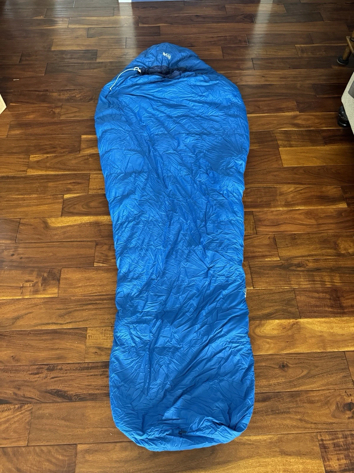 REI Co op Radiant 19F Regular Sleeping Bag w/Granite Gear holder