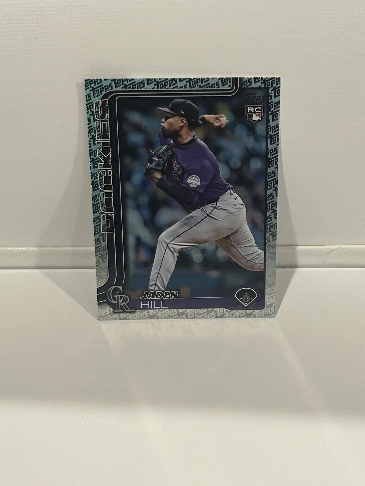 2025 Topps Series 2 Jaden Hill (RC) #556 Topps Holo Foil