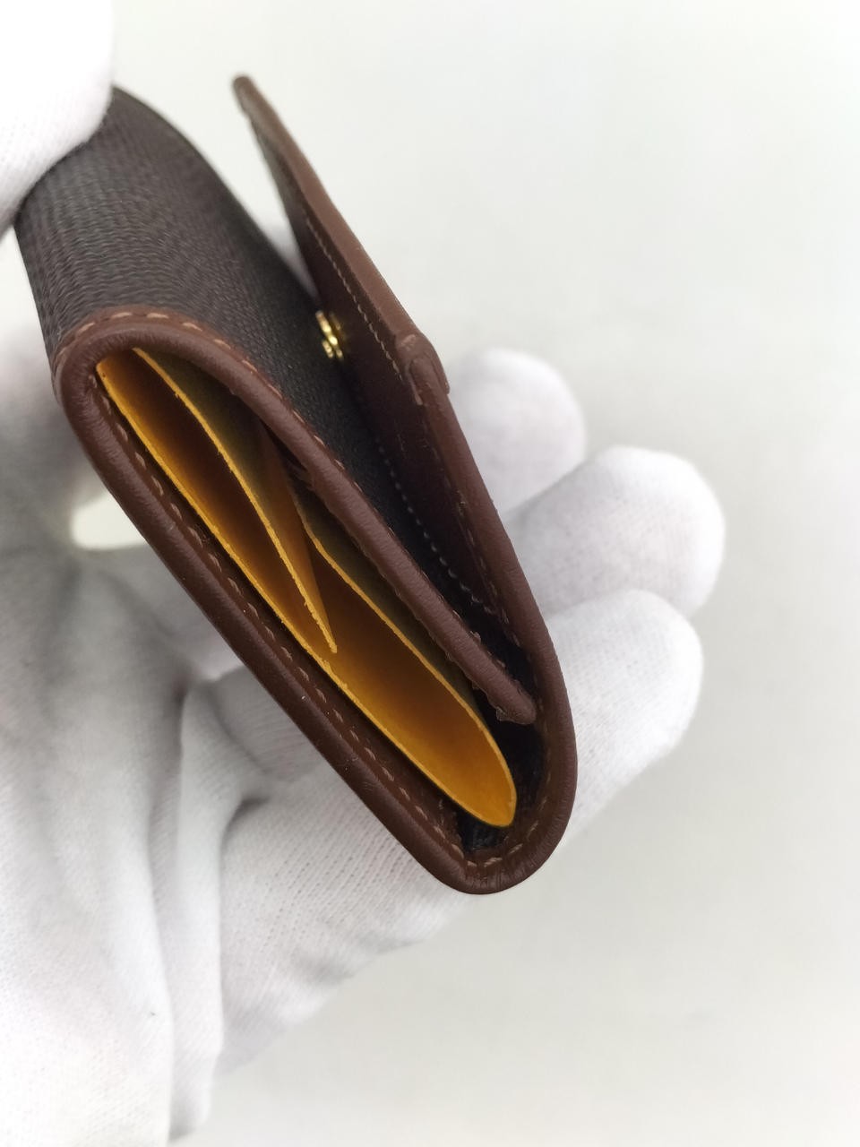 6 Compartment Key Case Model FD5000B DUNHILL - image 3