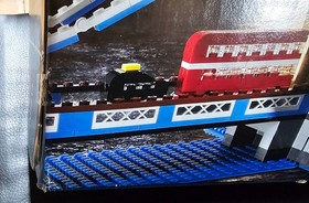 LEGO Creator Expert Tower Bridge 10214 NISB ***SEE PICTURES***