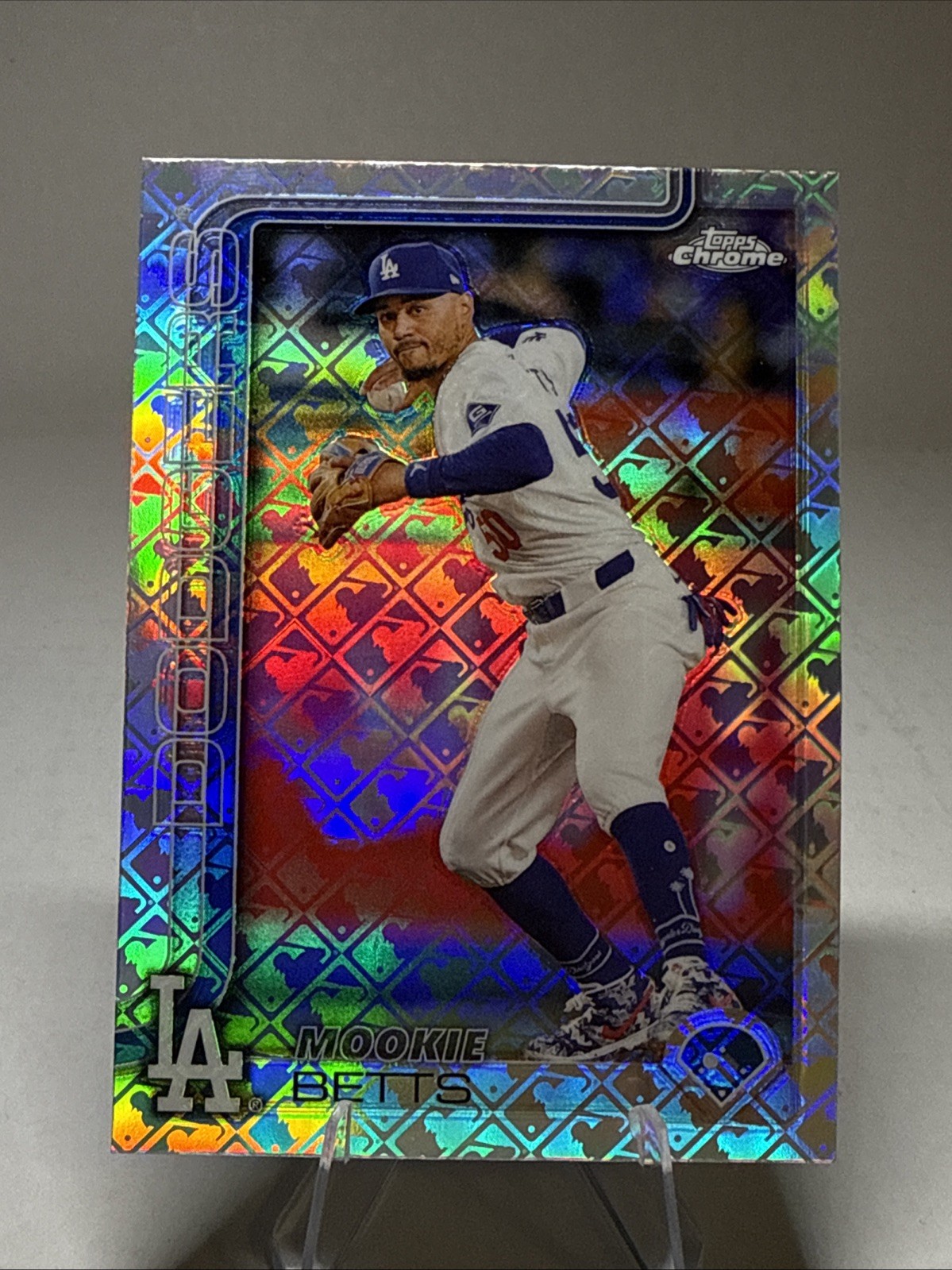 2025 Topps Chrome - Mookie Betts #50 Geometric Refractor