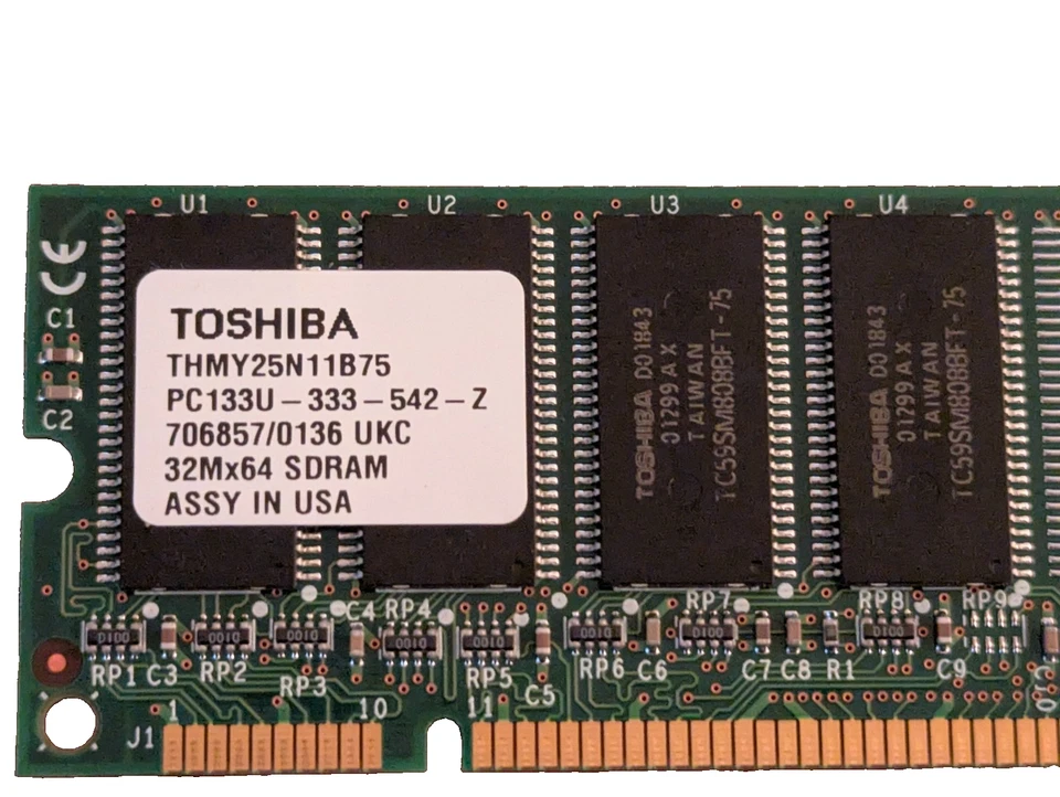 Toshiba 256MB PC133 SDRAM Desktop Memory – 168-Pin – THMY25N11B75 - Image 2 of 2