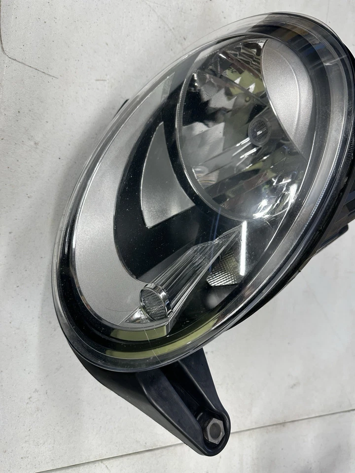 2012-2019 Volkswagen Beetle OEM Halogen Headlight Right Passenger 5C1941006 Foto 2 de 4