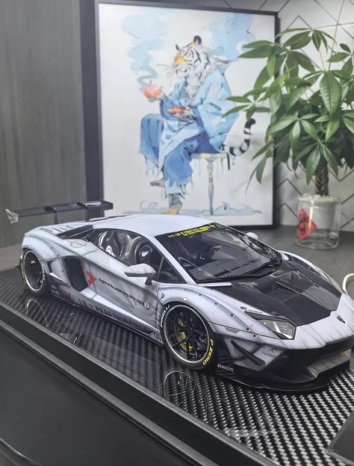 Lamborghini Aventador 2.0 LBWK (Matt Gray Zero Zen)[Davis & Giovanni] 1/12 scale - Image 3 of 4