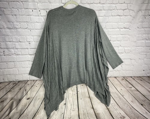 Simply Vera Wang Gray Sweater Size L-XL Stretchy Open Slit EUC - Picture 4 of 8