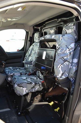 Vordersitzbezüge mit Ablage grau tarnfarben wasserdicht maßgeschneidert für Toyota Proace 2016+ - Bild 5 von 5