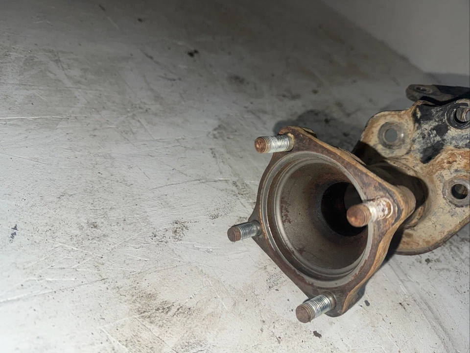 1986 Honda Fourtrax 350 OEM Front Axle Pipe 51330-HA7-650 - Image 3 of 4