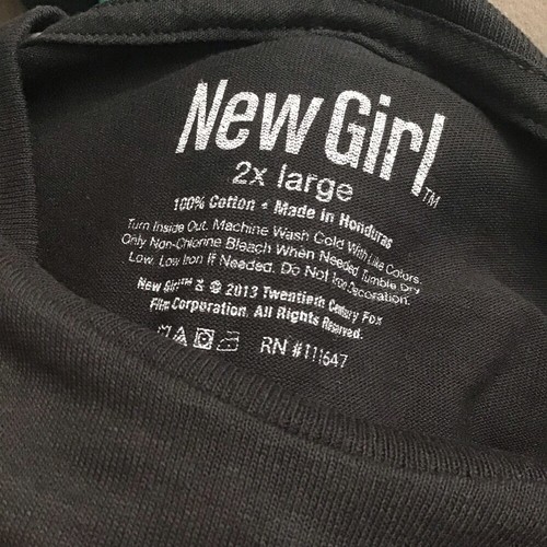 New Girl Brand Schmidt TV Series T-Shirt Men’s 2XL 100% Cotton Graphic Print Tee - Picture 5 of 5