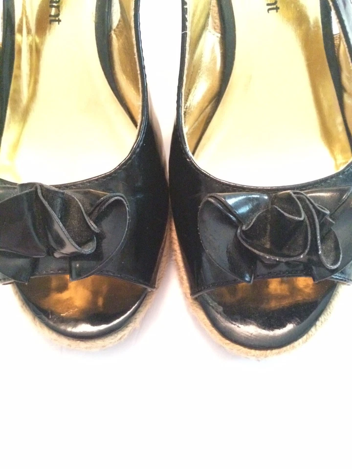 Lane Bryant Platform Slingback Wedges Black Patent Leather Women's Size 7W - Изображение 2 из 4