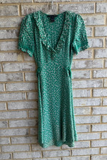 Marc Jacobs 100% Silk Short Sleeve Ruffle V-Neck Tie Waist Dress Women's Size 4