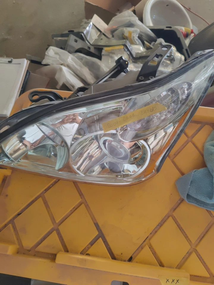 Conjunto de faros izquierdos TY963-A001L para Lexus RX330 2004-2006 Foto 3 de 3