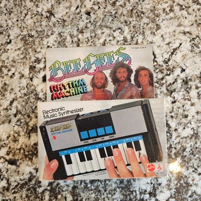 Bee Gees Rythm Machine Electronic Music Synthesizer Rare Vintage Keyboard New