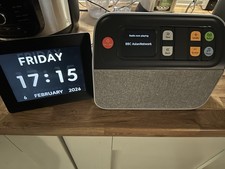 UNFORGETTABLE UF0004 Digital Radio DAB/DAB+ FM & Music Player For Dementia - E31